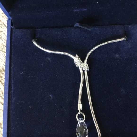 Swarovski Gillian Y Necklace. - Picture 3 of 4